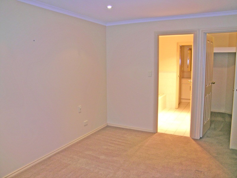 2 Flaminia Street, North Haven SA 5018