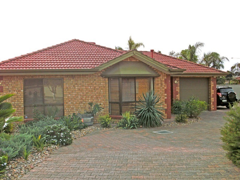 4/4 Carlson  Court, North Haven SA 5018