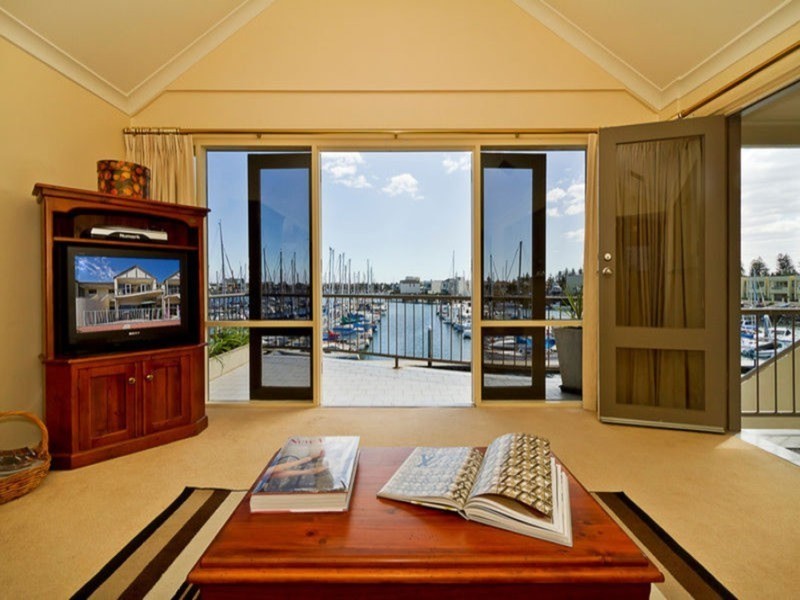 4/12 Arcadia Court, North Haven SA 5018