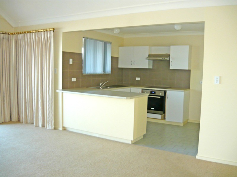 4/12 Arcadia Court, North Haven SA 5018
