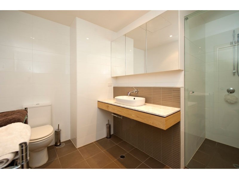 606/1-2 Tarni Court, Port Adelaide SA 5015