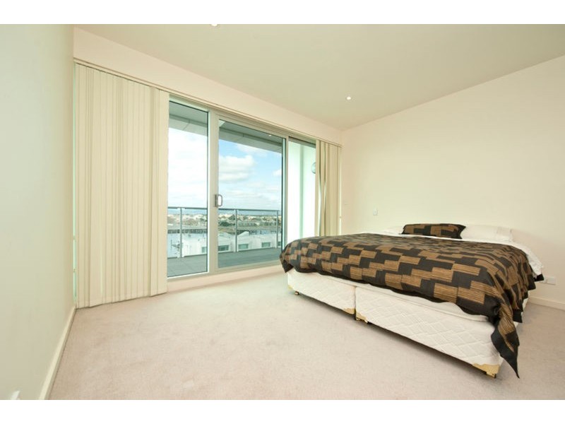 606/1-2 Tarni Court, Port Adelaide SA 5015
