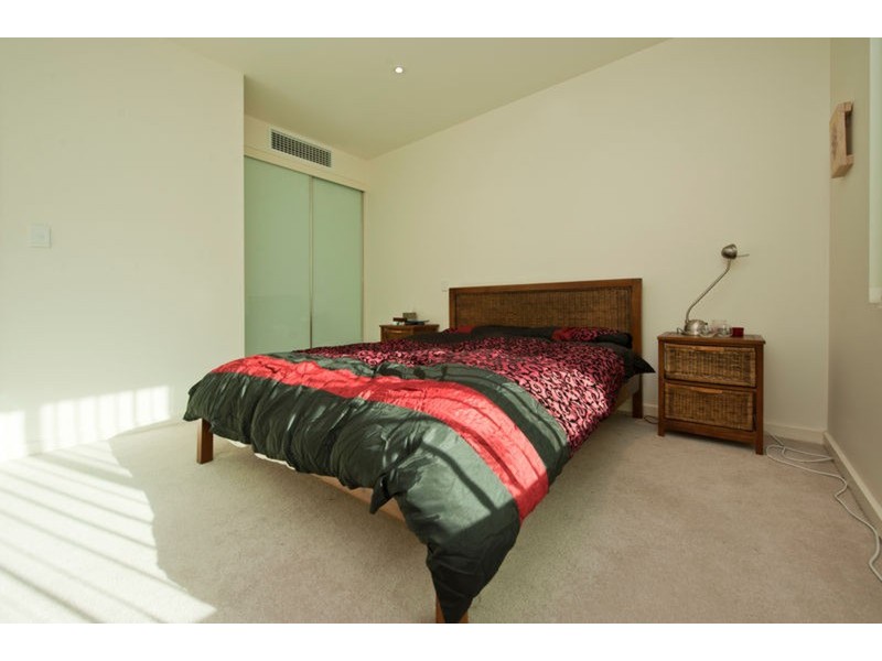606/1-2 Tarni Court, Port Adelaide SA 5015