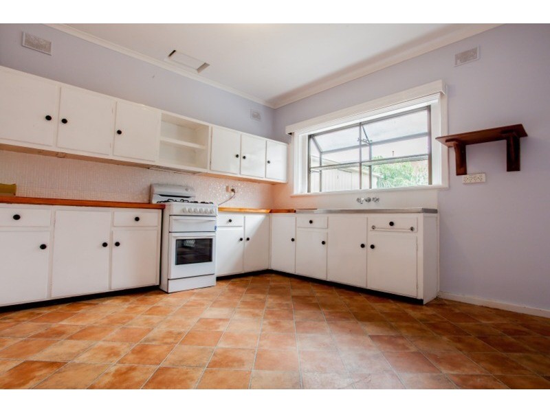 3 Manoora Street, Osborne SA 5017