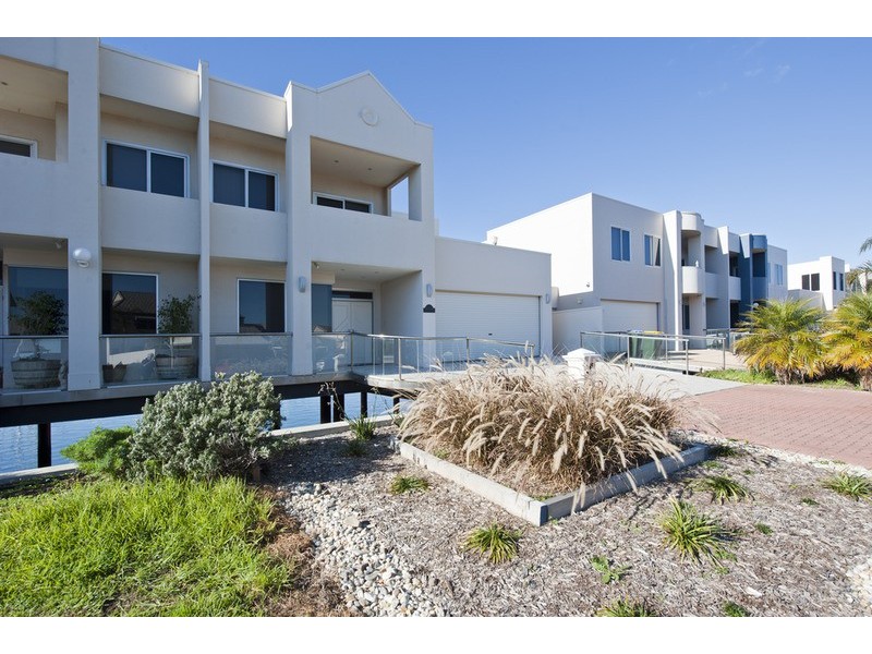 113 Gulf Point  Drive, North Haven SA 5018