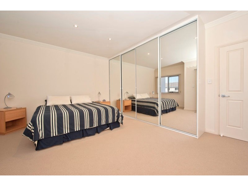 113 Gulf Point  Drive, North Haven SA 5018