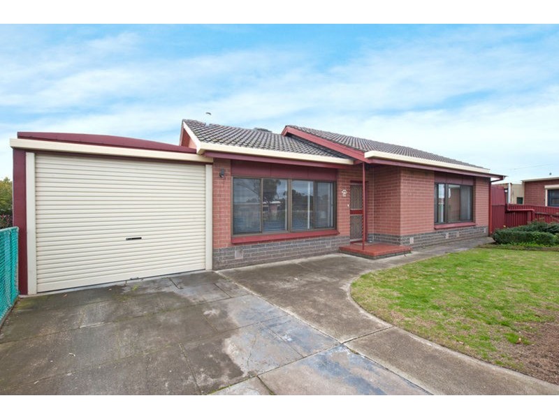 21 Bristol Crescent, Taperoo SA 5017