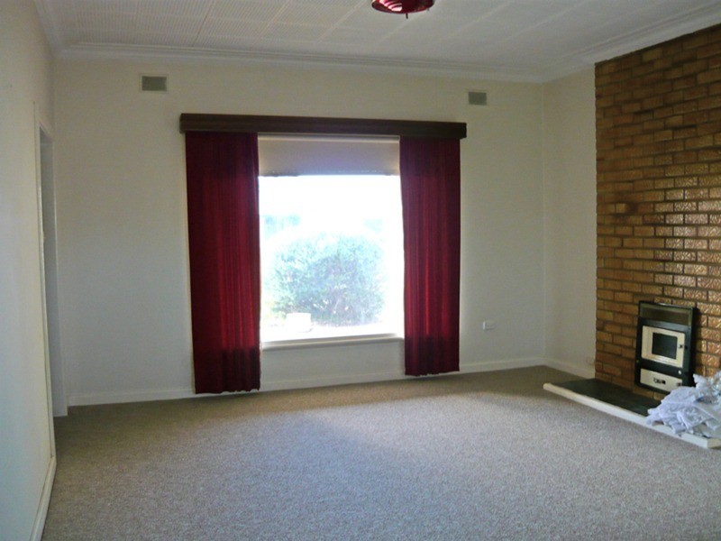 28 Fourth  Avenue, Semaphore Park SA 5019