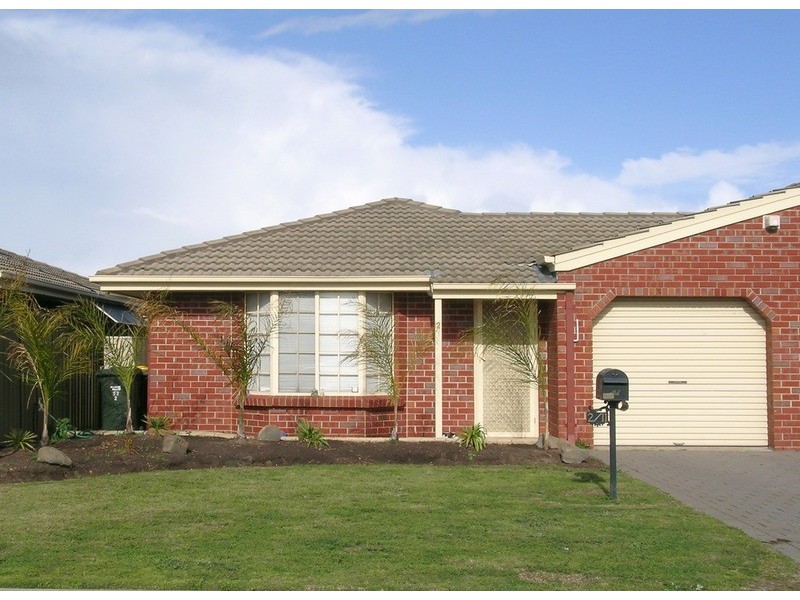 2/11 Oronsay Drive, North Haven SA 5018