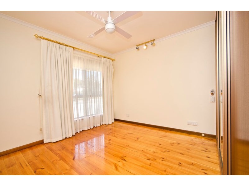 1/21 Thomson Crescent, North Haven SA 5018