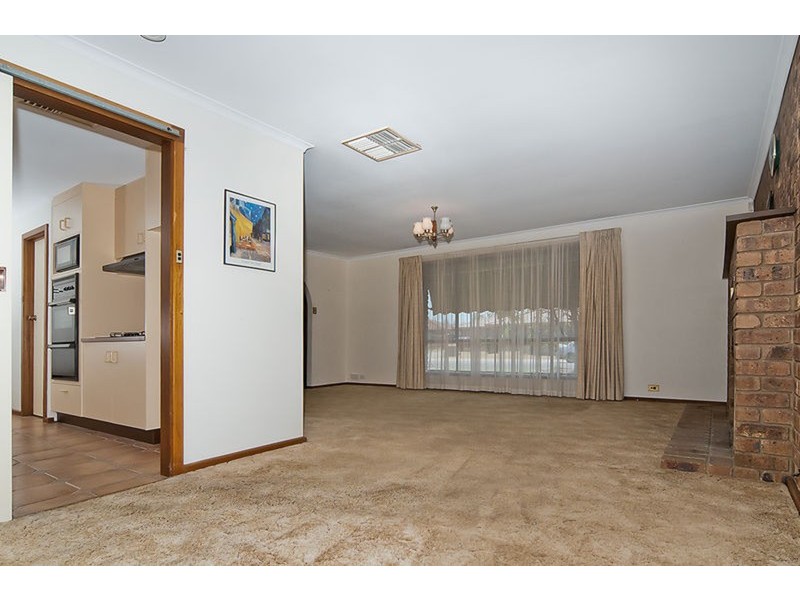 32 Merle Martin  Drive, North Haven SA 5018