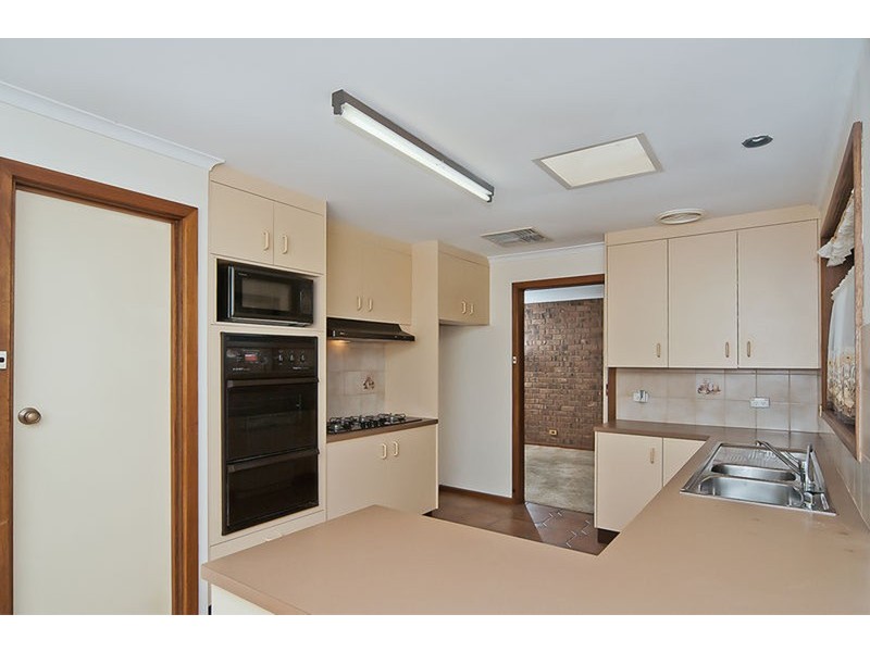 32 Merle Martin  Drive, North Haven SA 5018