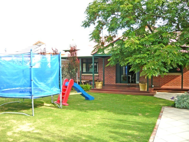 25 Claughton  Road, Largs Bay SA 5016