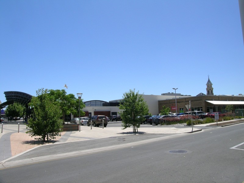 98 Commercial Road, Port Adelaide SA 5015