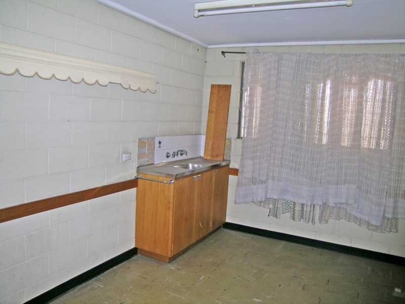 98 Commercial Road, Port Adelaide SA 5015