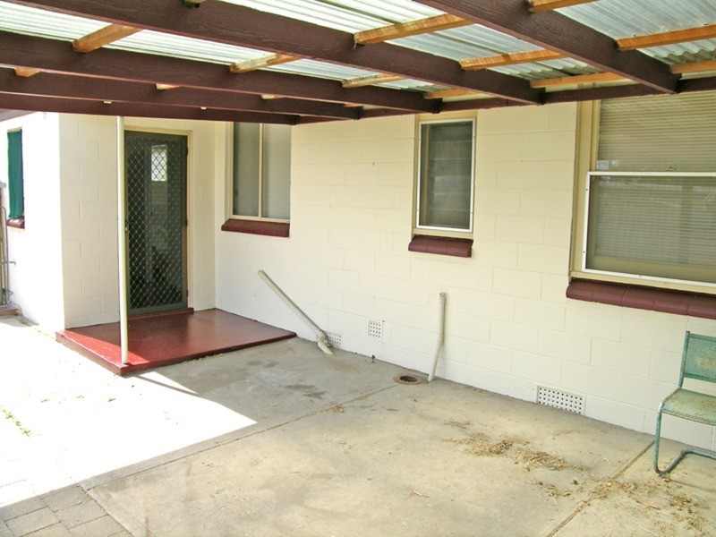 4 Macedonia  Street, Taperoo SA 5017