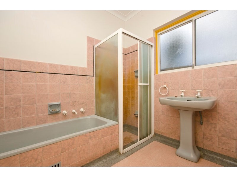 34 Centre  Street, Largs Bay SA 5016