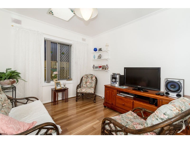 298 Railway  Terrace, Taperoo SA 5017