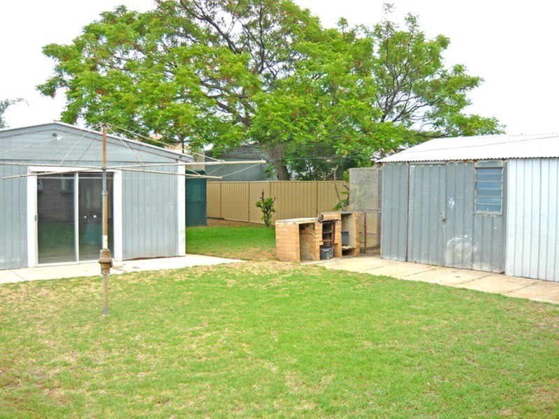 14 Centre Street, Largs Bay SA 5016