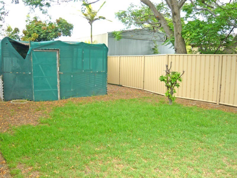 14 Centre Street, Largs Bay SA 5016