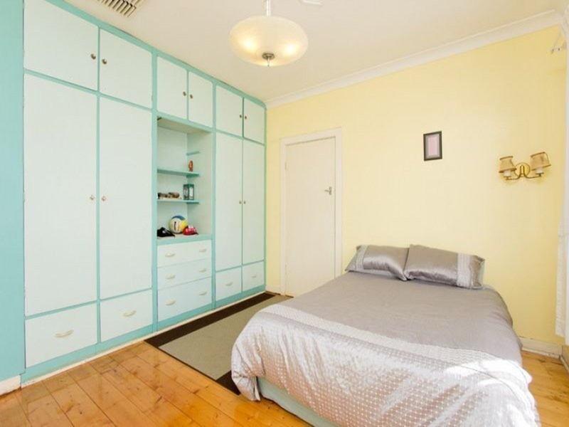 1 Napier  Street, Renown Park SA 5008