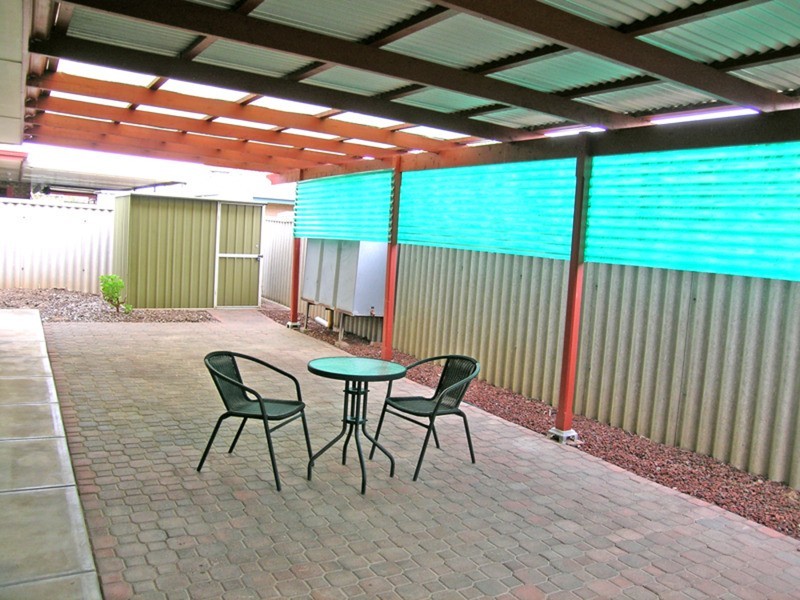 2/15 Carlson  Drive, North Haven SA 5018