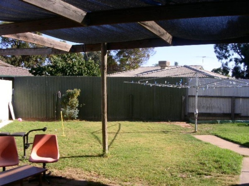 15 Redwood Drive, Parafield Gardens SA 5107