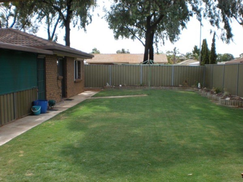 17 Hawthorn Terrace, Parafield Gardens SA 5107