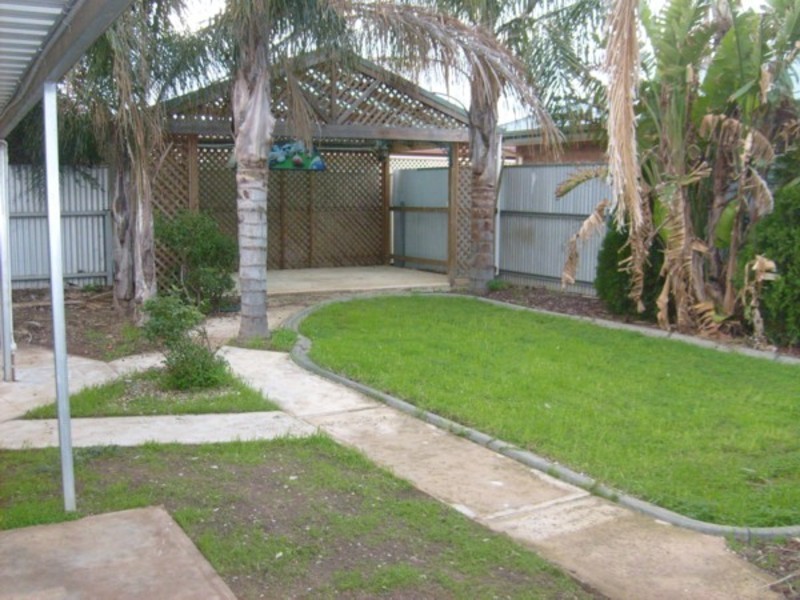 3 Denbar Grove, Andrews Farm SA 5114