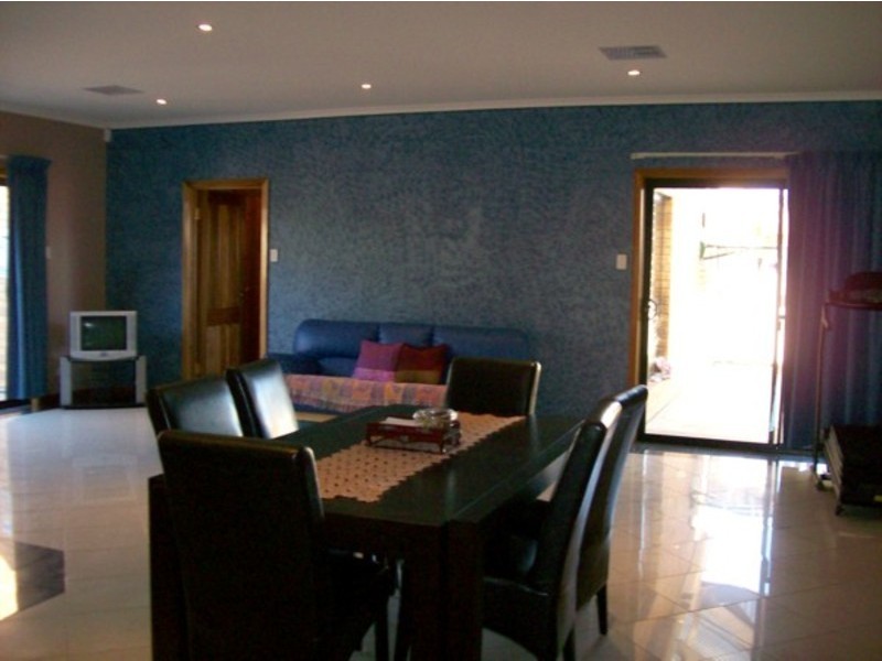1 Parkview Street, Burton SA 5110