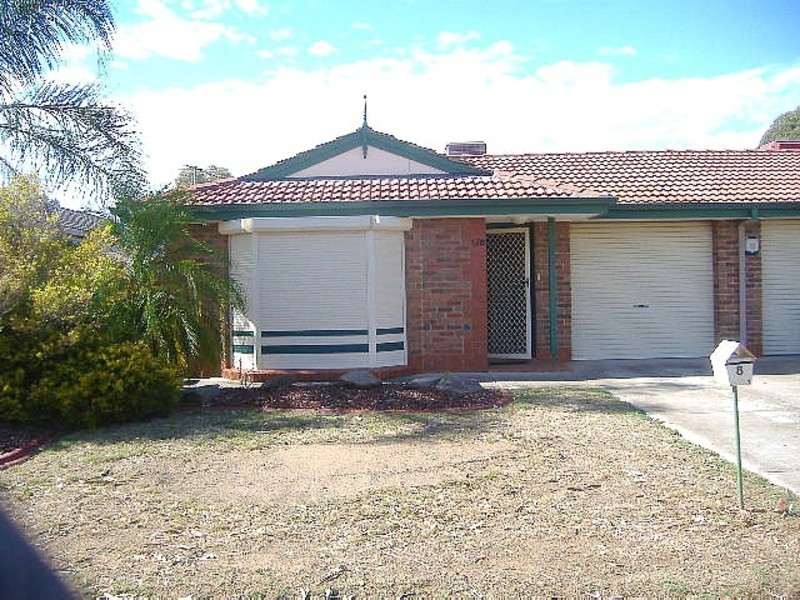 1/8 Swallow Crescent, Parafield Gardens SA 5107