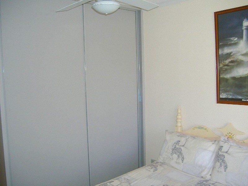 1/8 Swallow Crescent, Parafield Gardens SA 5107