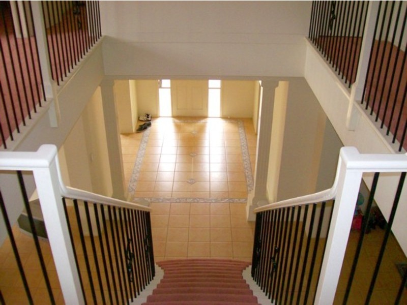 46 Lakefield Crescent, Mawson Lakes SA 5095