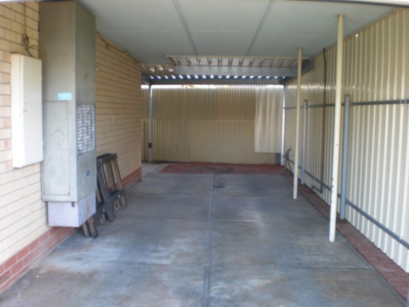 1 Whitley Street, Parafield Gardens SA 5107