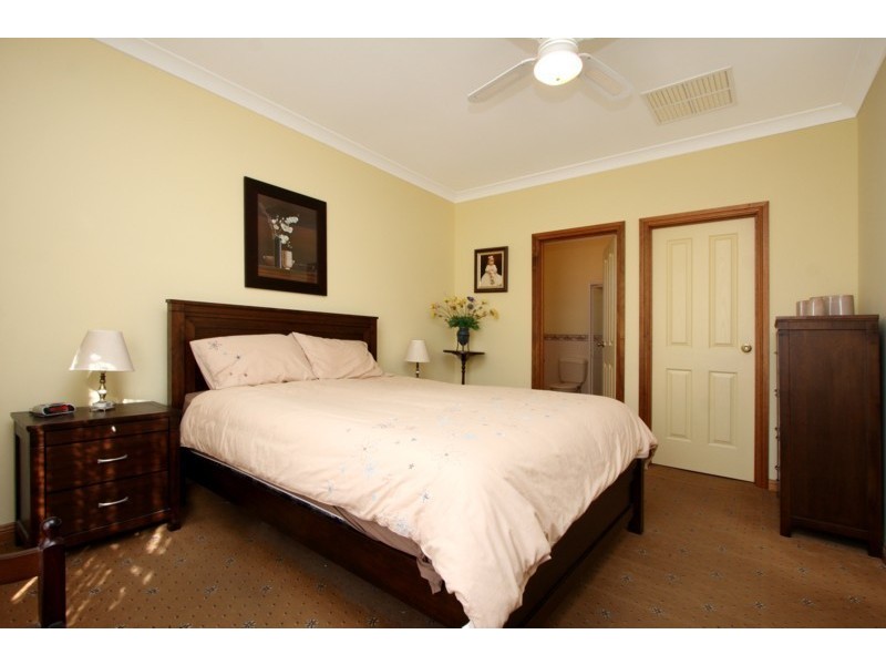 2 Chelsea Drive, Enfield SA 5085