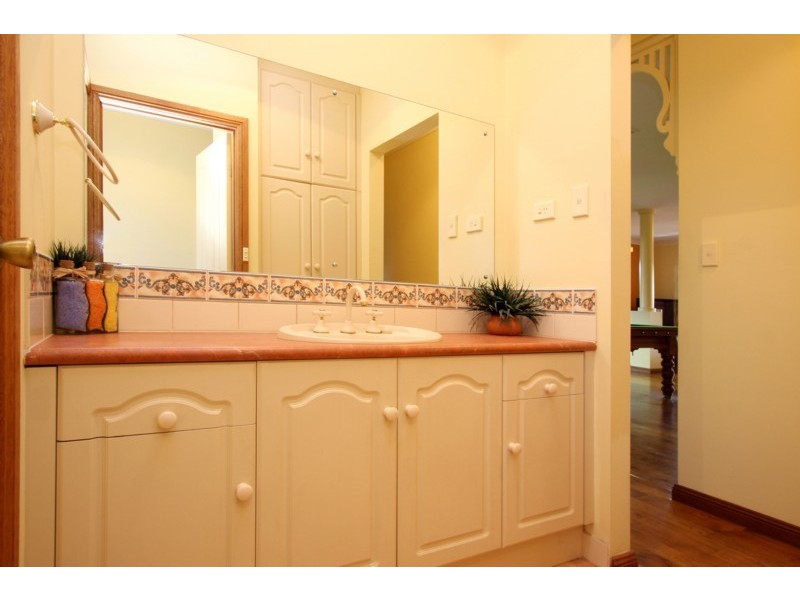 2 Chelsea Drive, Enfield SA 5085