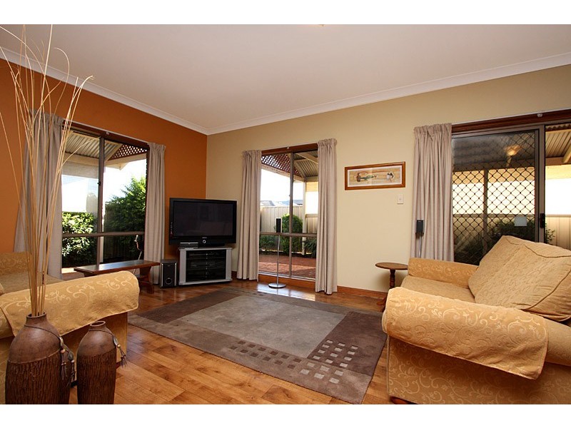 2 Chelsea Drive, Enfield SA 5085