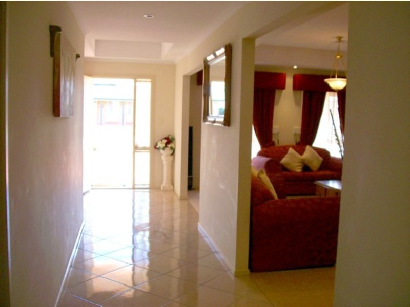 103 President Avenue, Andrews Farm SA 5114