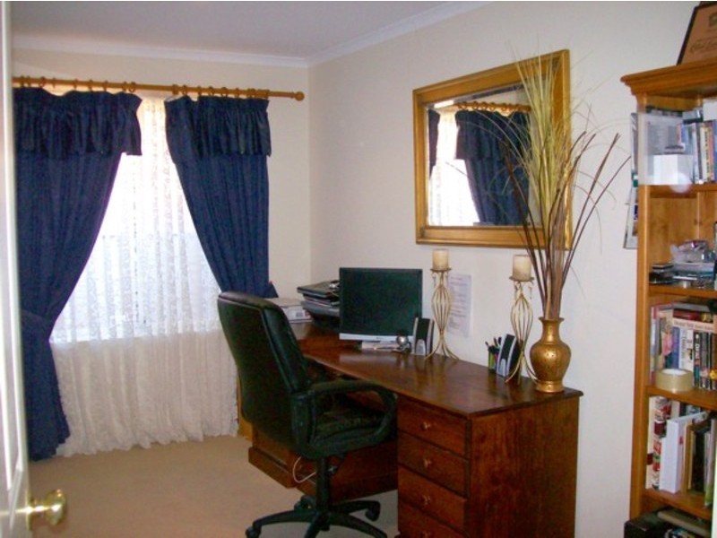 103 President Avenue, Andrews Farm SA 5114