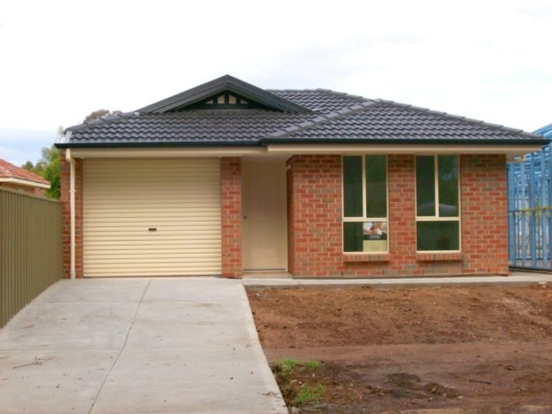 15B Gumbrae Avenue, Salisbury Downs SA 5108