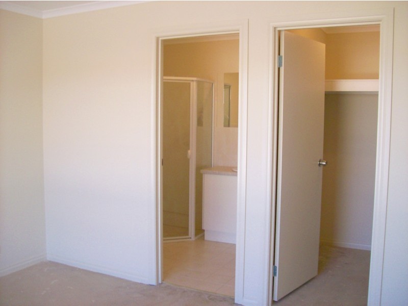 5 Blackwood Avenue, Athol Park SA 5012