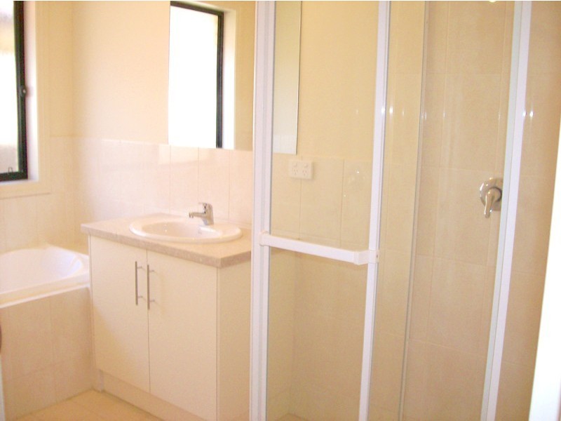 5 Blackwood Avenue, Athol Park SA 5012