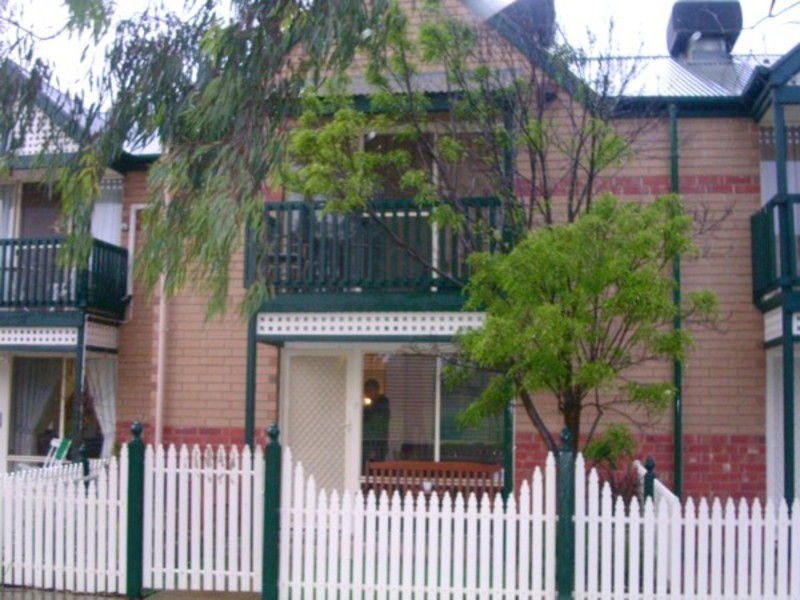 4/14 Pens Close, Brompton SA 5007