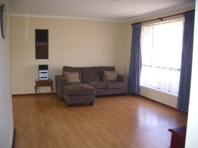 6 Carson Street, Parafield Gardens SA 5107
