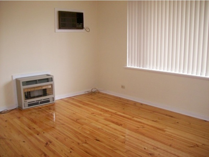 33 Daphne Road, Salisbury East SA 5109