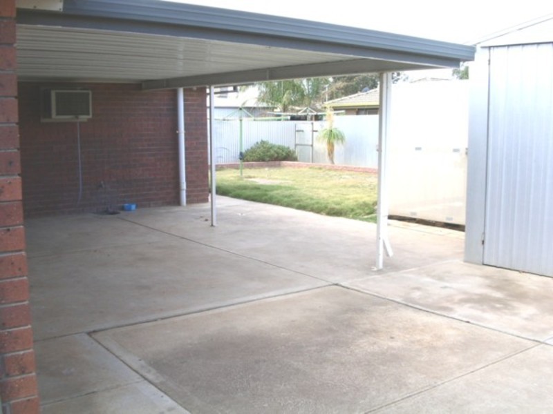 70 Kensington Way, Burton SA 5110