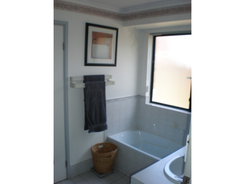 2 Riva Court, Paralowie SA 5108