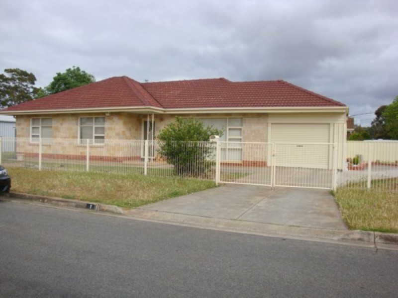 1 Whitley Street, Parafield Gardens SA 5107