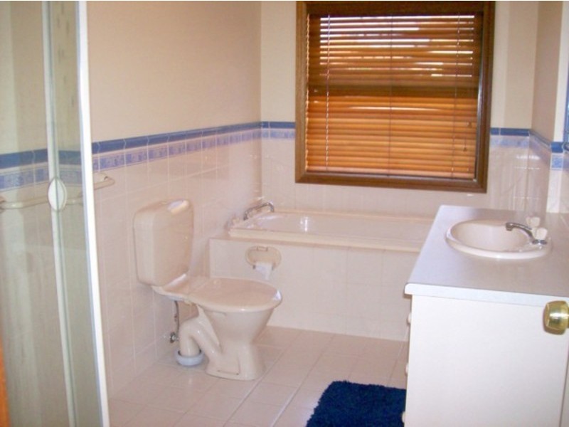 47 Lomond Circuit, Mawson Lakes SA 5095