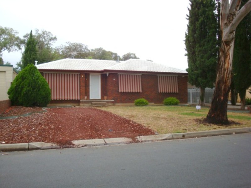 18 Francis Crescent, Salisbury Heights SA 5109